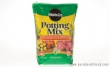  Miracle Gro Premium Pot