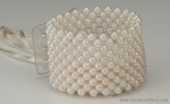  Classic Pearl Wristlet