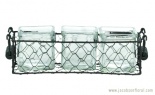  CHICKEN WIRE BASKET W/3 CLEAR GLASS CUBES